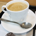 Santeore - 陶器で提供　美味しいコーヒー