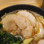 ラーメン 三亀 - チャーシュー