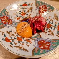 炭火焼肉 肉の匠 ひうち - ユッケ