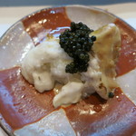 寿司栄 - 真河豚の白子　キャビア乗せ　握り