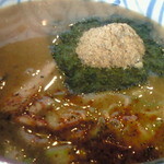 濃厚魚介豚骨な「つけ汁」。