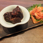 お通し（鮪ちあい、桜海老）(2013/5)