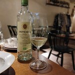 Ecru - 飲み放題の白ワイン