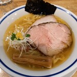 手打式超多加水麺 ののくら - 中華そば（塩・大盛り）