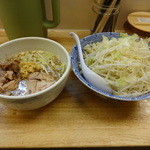 らーめん きじとら - つけ麺野菜ショウガマシ700円