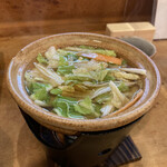 Warakutei Sawa - 野菜投入。