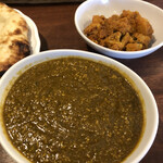 ベンガルカレー亭マンナン - ほうれん草キーマカレー