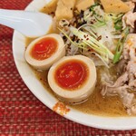 麺や 福々三座 - 煮玉子