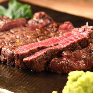您也可以享用精选的和牛里脊肉和限定数量的蔬菜猪肉串。