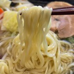 亀山亭 - 麺リフト