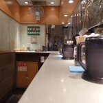 新和そば - 火曜日には行列のお店です。