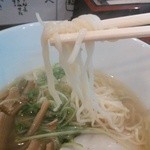 麺や風虎 - ストレート細麺
