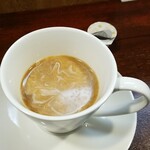 キッチン ブルー グローブ - ミルクを入れます