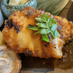 お料理 ちゃとら - 本来のメニューは、春菊とさつまいものかき揚げでしたが、運良くヒラメを頂けました♪