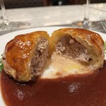 BALCONE SHIBUYA - 鴨のパイ包み焼き　マデラソース