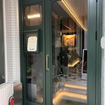 BALCONE SHIBUYA - 入口の扉