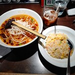 Shanhai Karyuu - 【2023.2.3(金)】本日の日替わり①(四川風もやしラーメン&半チャーハン)900円