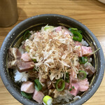 極麺 青二犀 - 大人のチャーシュー丼