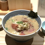 日本橋海鮮丼 つじ半 - ③鯛出汁投入