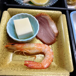 かっすい亭 - 鴨ロース、蒸し海老、ピーナッツ豆腐