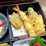 かっすい亭 - 天ぷら　海老、イカ、茄子、ピーマン