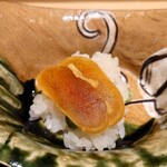 日本料理 柳燕 - うすい豆と唐墨の飯蒸し