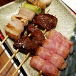 串鳥 旭川五･七店 - 豚精肉　(多分)極み牛サガリ　もちベーコン