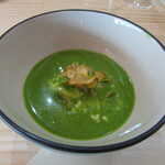 Ryoriya Takashima - お口初め～渡り蟹と百合根のフラン 春菊のスープ 菊芋のチップ 削った柚子