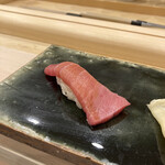 築地すし Omakase - 中トロ