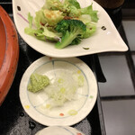 そばきり酒房 すだ金 - サラダと薬味