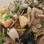 パスタキッチン　ドラーゴ - 小柱ときのこのバターしょうゆ