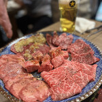 Jimbou Yakiniku Ryouriten - 