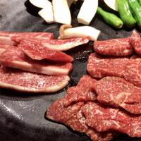 焼肉・しゃぶしゃぶ たちばな ヒルトンプラザイースト店 - カルビとハラミ
