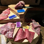 やきにく未完 - 赤身肉