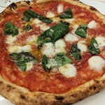 Fakalo pizza gallery - マルゲリータ（水牛モッツァレラ）