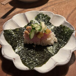 夜ノ焼魚 ちょーちょむすび - お通し(恵方巻き)