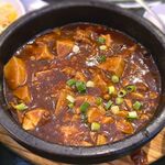 中華ダイニング食之居 - (ﾗﾝﾁ)石焼き麻婆豆腐　2023.1.31