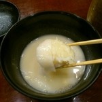 滋味 康月 - 白味噌に蟹しんじょう