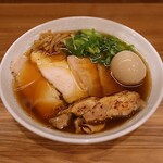 Nippombashi Saka Ichi - 特製醤油ラーメン(1,200円)