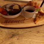 カフェ アクイーユ - 下段