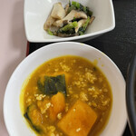 辛酉会食堂 - 小松菜とエリンギのお浸し、かぼちゃの餡掛け煮
