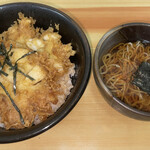 Izuya - ミックス天丼・半そばセット　900円