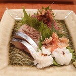 ともえ寿司 - 刺身盛り合わせ