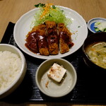 かつ善 - ご飯全景