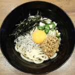 ガスト - 納豆しらすの冷やしぶっかけうどん