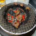 ながいき屋 - 炭火で焼く