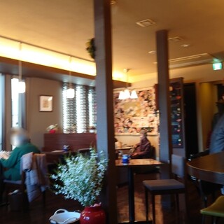 かふぇ もくれんの樹_2