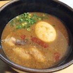 吟醸らーめん 久保田 - 味噌つけ麺卵入り(大)のつけ汁