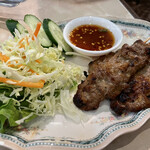 タイランドショップ - ムーヤーン   炭焼きの香ばしさが最高！そして秘伝のタレ最高！