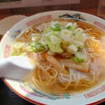 らーめん 紫龍 - 2023年2月　透き通ったスープ